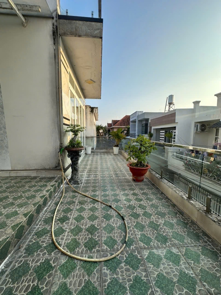 Mặt Tiền Hưng Lân 3 – Cơ Hội Sở Hữu Nhà Đẹp Ngay Trung Tâm Bà Điểm, Hóc Môn