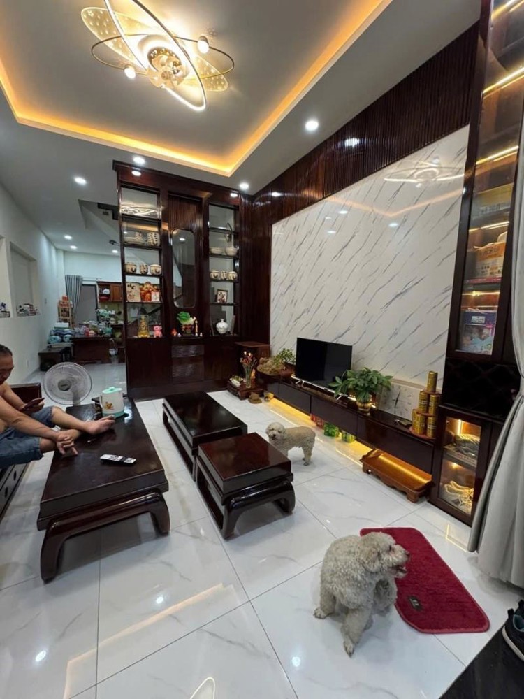 Nhà Mới Hẻm Xe Hơi 4 Tầng 61M2, Đường Ngô Chí Quốc, Bình Chiểu, 5.5Tỷ