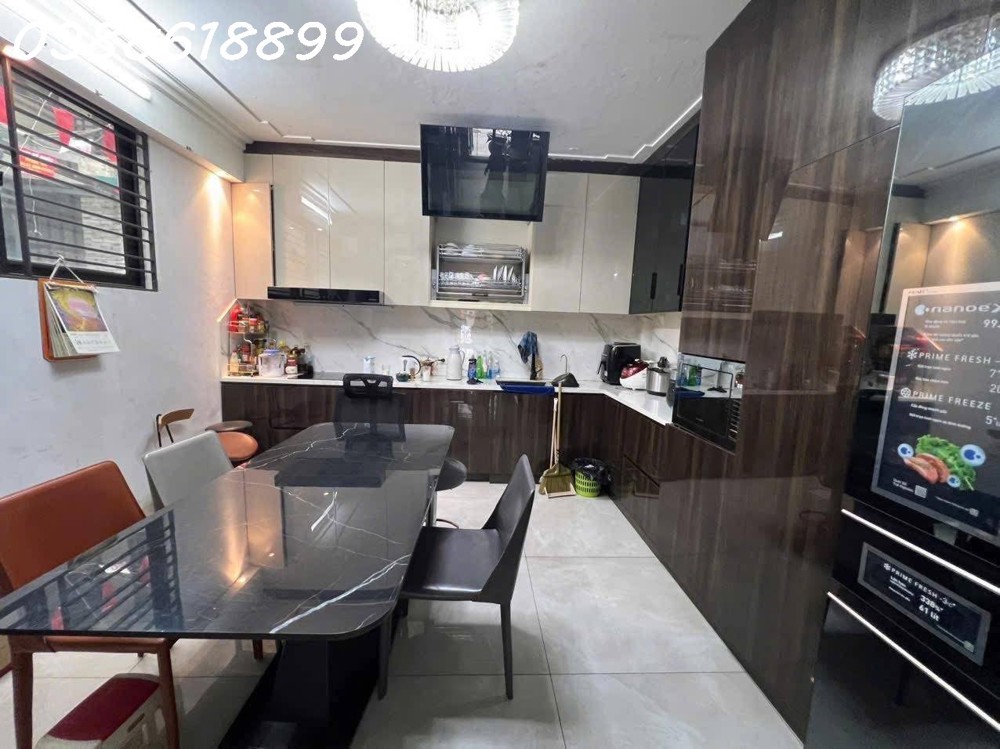 Phân Lô Nguyễn Chí Thanh - Lô Góc - Ô Tô Tránh Vỉa Hè - 6 Tầng Thang Máy - Kinh Doanh Đỉnh