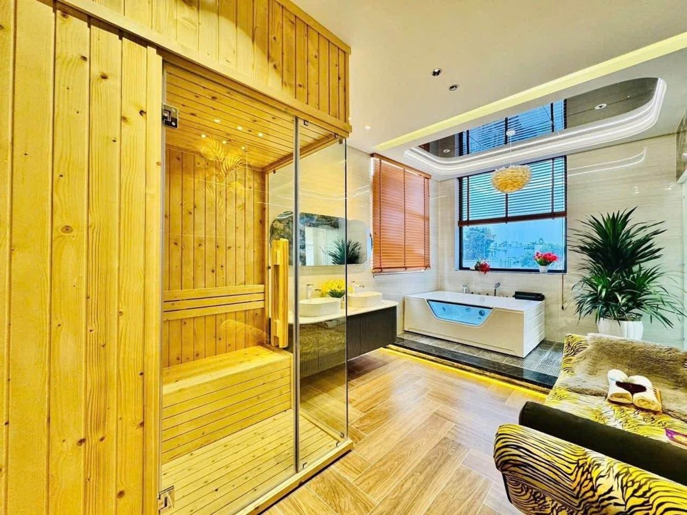 7 Tầng Thang Máy - Chẵn 100M2 - Mặt Tiền Đg Số - Kinh Doanh Thì Đỉnh Nuôn - Làng Hoa, Gò Vấp - 15.X