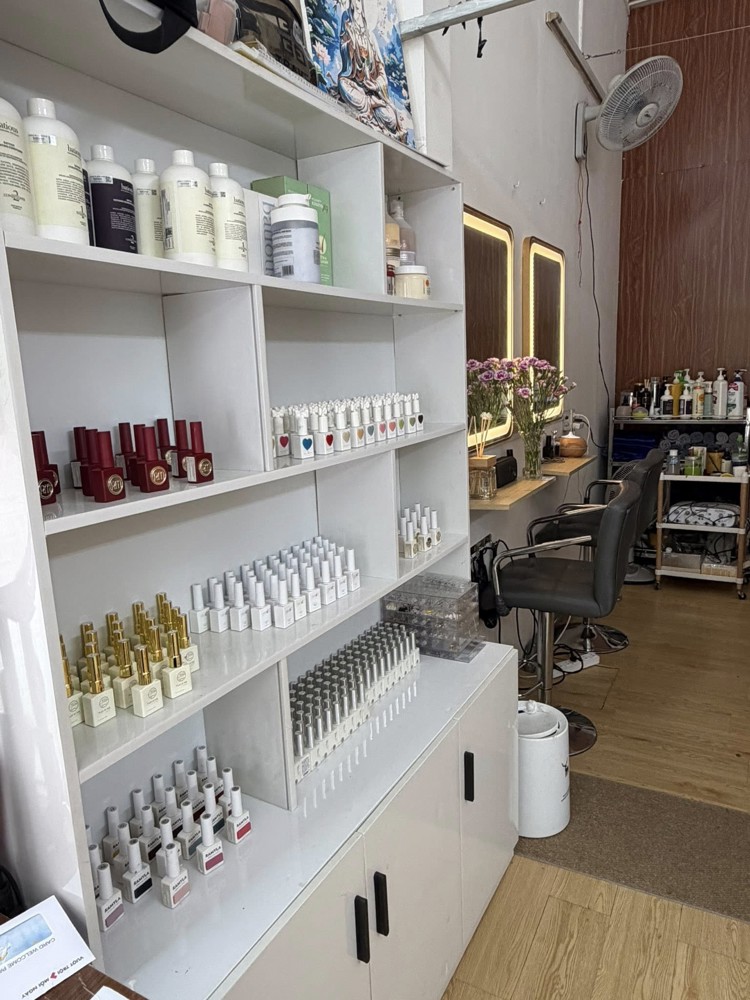 Bình Tân Hồ Chí Minh Sang Nhượng Tiệm Nail Gội Đâu Dưỡng Sinh Có Phòng Ngủ Lại