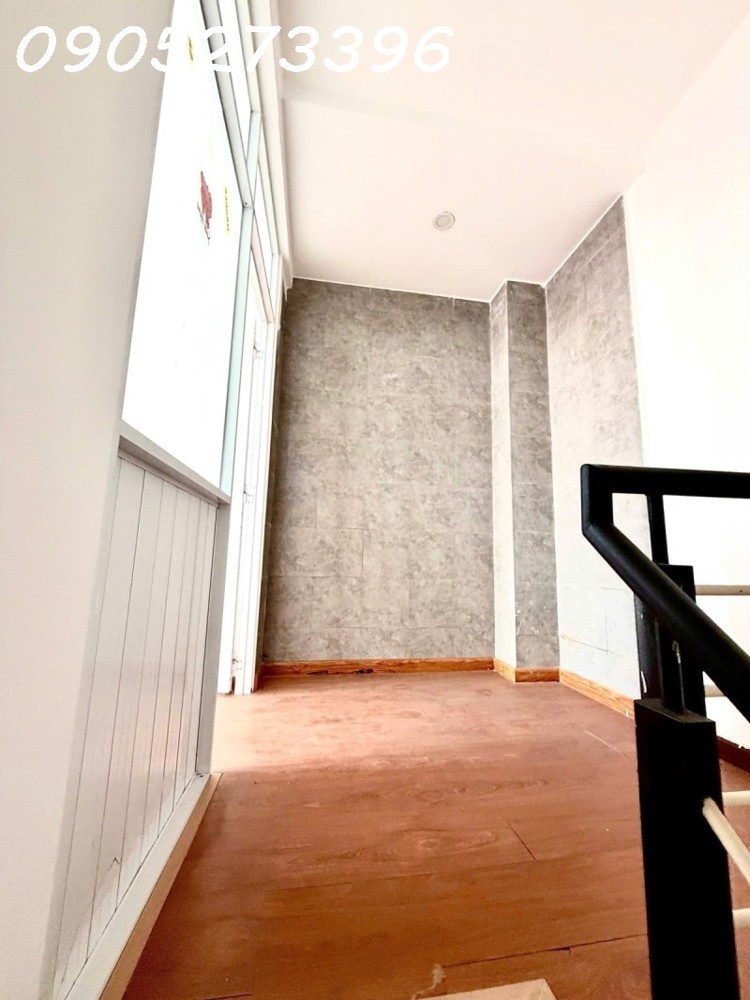 Ngay Ngã Tư Phú Nhuận - 20M2 - 3 Tầng - Căn Góc - 3.55 Tỷ