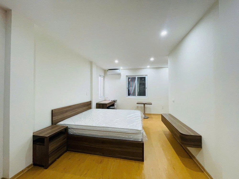 Hiếm Tây Hồ – 6 Tầng Thang Máy – 40M2 – 5 Phòng Khép Kín – Dòng Tiền Khai Thác Tây Thuê – 11.8 Tỷ