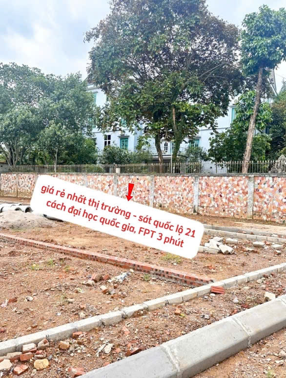 Chính Chủ Gửi Bán Mặt Đường Ql21 Trung Tâm Hòa Lạc – Sổ Sẵn Công Chứng Ngay!