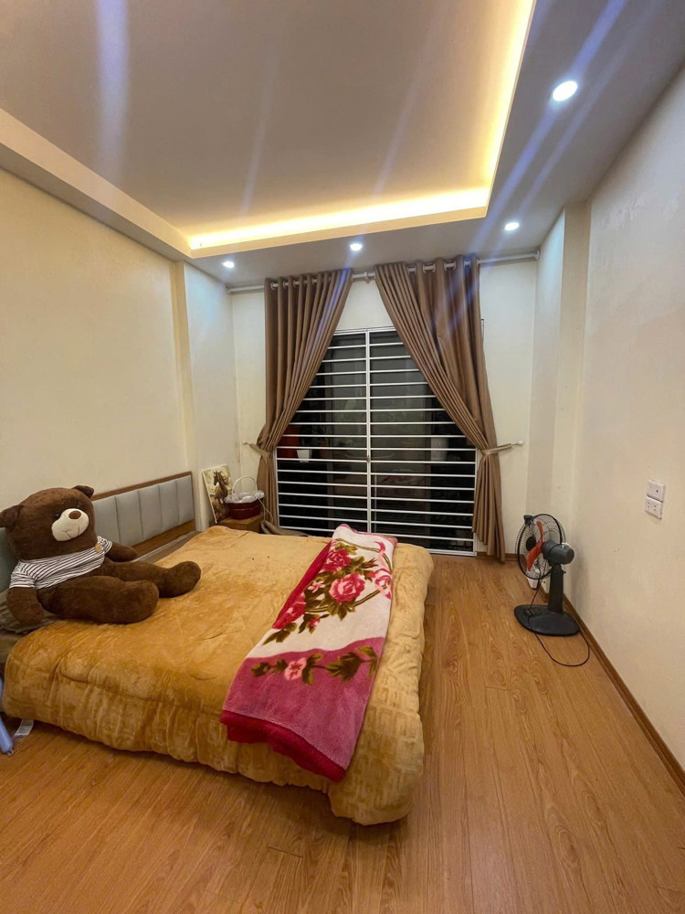 Hiếm Ngọc Thụy – Ô Tô Vào Nhà – 38M2 5T – Full Nội Thất – Trung Tâm – 9.3 Tỷ