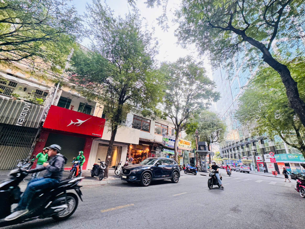Bán Shophouse Mặt Tiền Tôn Thất Thiệp, Quận 1- Hdt Đều 88Tr/th- Dt 4,1M*15m Sh Vuông Đẹp