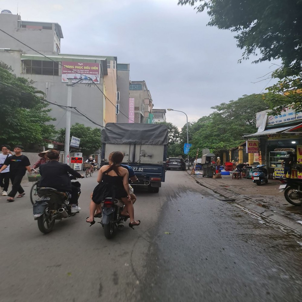60M2 Đất Trâu Quỳ – Lô Góc – Trục Chính Ô Tô Tránh Chỉ 9 Tỷ X 0989894845