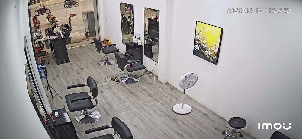 Sang Nhượng Tiệm Tóc Tại 486 Nguyễn Trãi, Thanh Xuân, Hà Nội