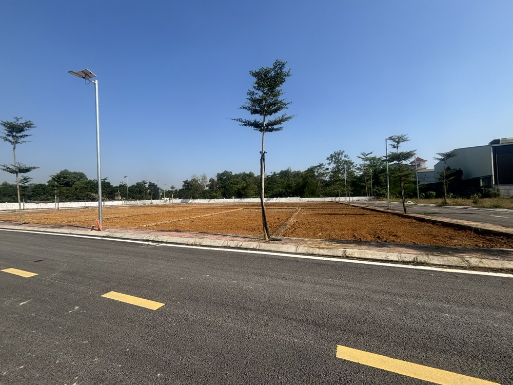 Bán Đất Sổ Đỏ 138M2, 446 Quốc Oai, Hà Nội. Giá 50Tr/m2. Lh: 0969408828