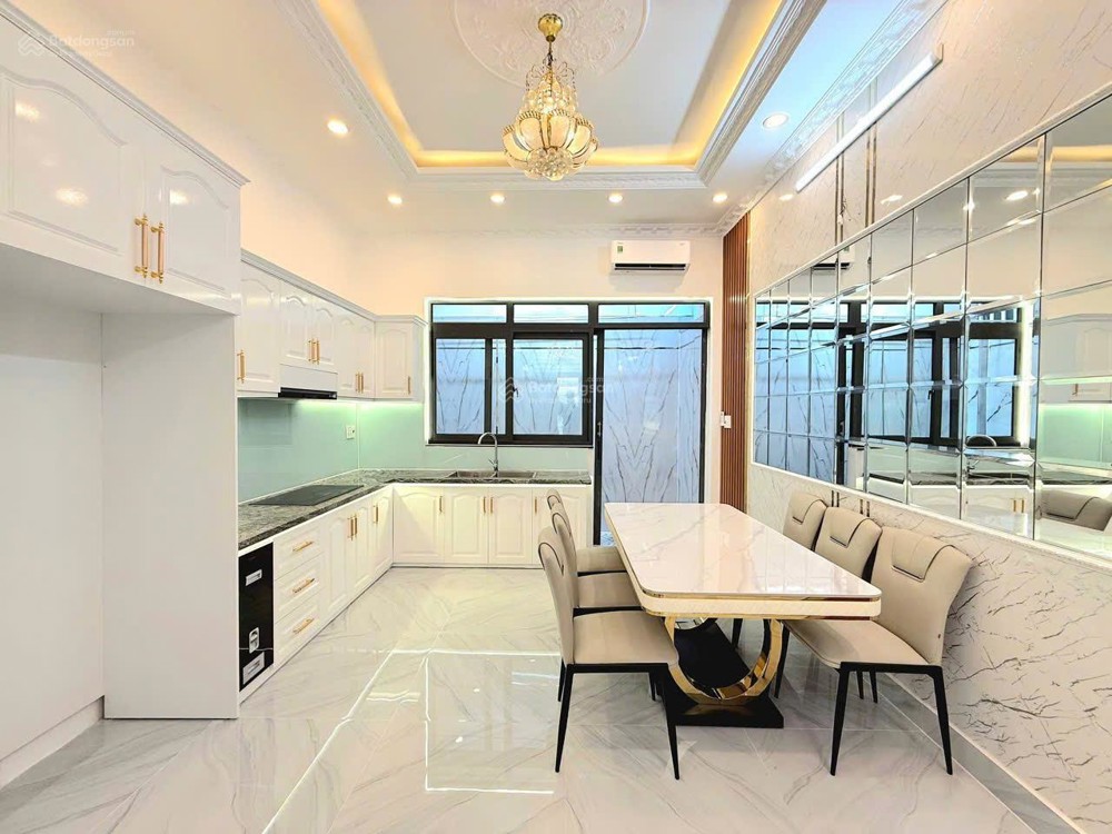 Nhà Hẻm Xe Hơi Huỳnh Tấn Phát, Có Sân Rộng, Chỉ Hơn 7 Tỷ