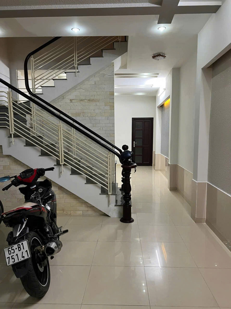 Cho Thuê Nhà Nguyên Căn Kqh Hoàng Diệu - Trung Tâm Đà Lạt