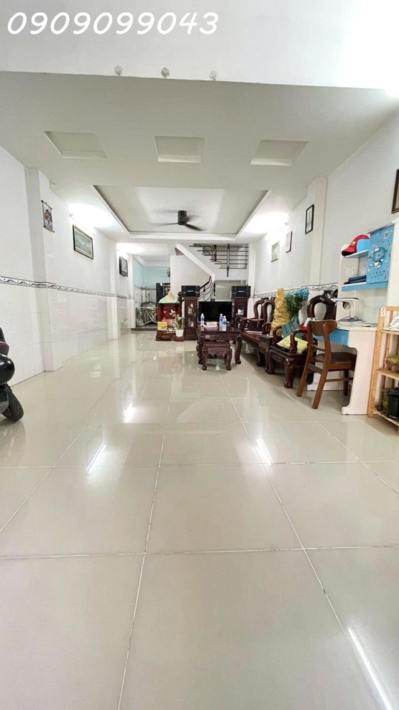 Nhà Bán Nguyễn Văn Quá – Dt Lớn Hiếm –5.4 X 20.5M - Giá Tốt