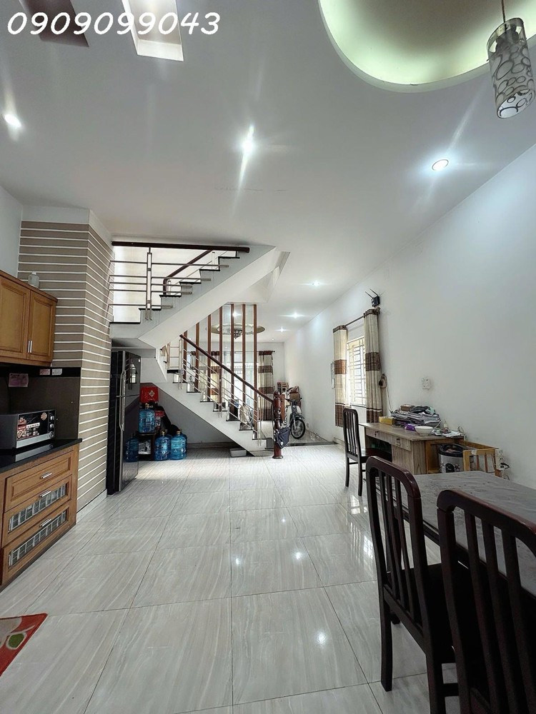 Nhà 3 Tầng Btct – Ô Tô Ngủ Trong Nhà – Ngay Trường Chinh