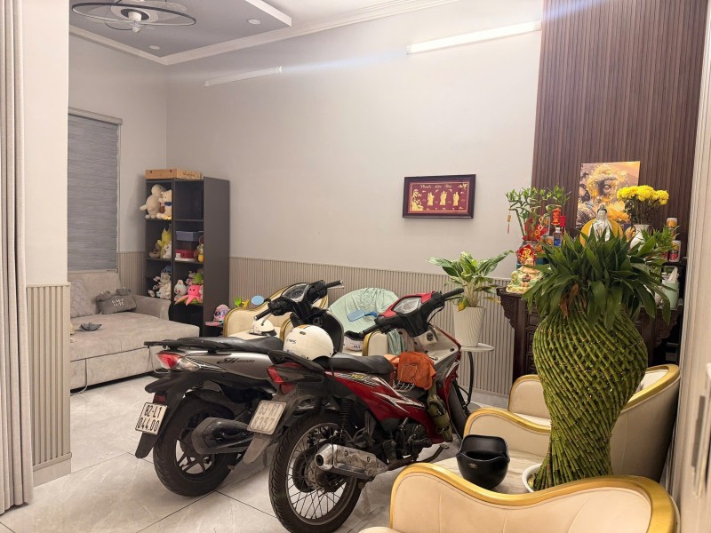 Bán Nhà Đường Số 44, Phường Phước Long A, Q9, Thủ Đức, Tp Hcm. Dt 85M2, Cấp 4, Sh. Giá 5,95 Tỷ