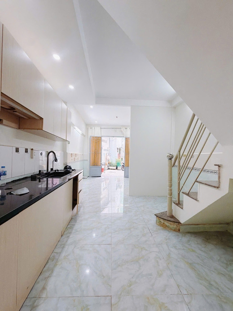 Kdc Hiện Hữu – Ko Qh – Trung Tâm Q4 – 2 Tầng Btct