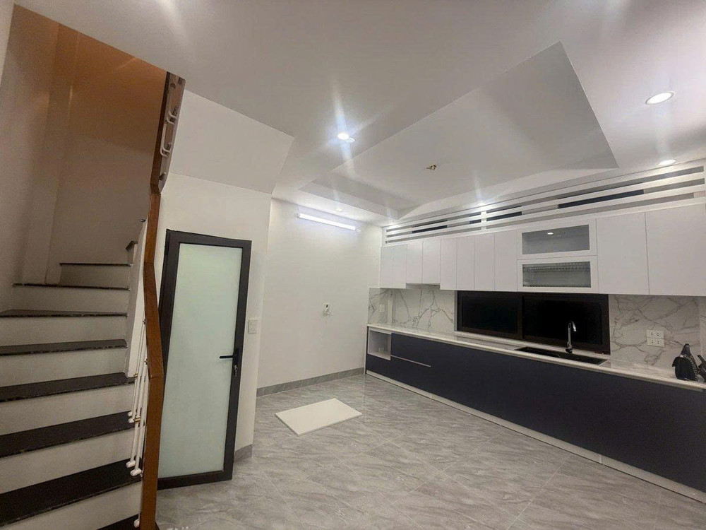Siêu Phẩm Khâm Thiên – Thang Máy – 7 Phòng Khép Kín – Nhà Đẹp Đẳng Cấp Giữa Trung Tâm Đống Đa