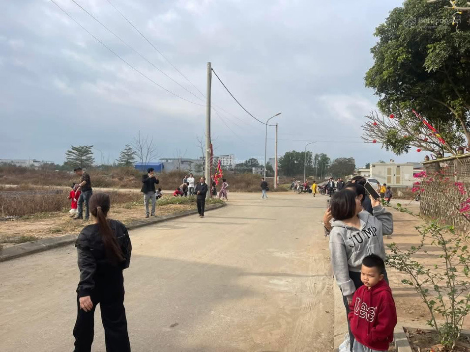 Chính Chủ Bán 100M2 Đất Tđc Xã Bình Yên, Thạch Thất, Hà Nội