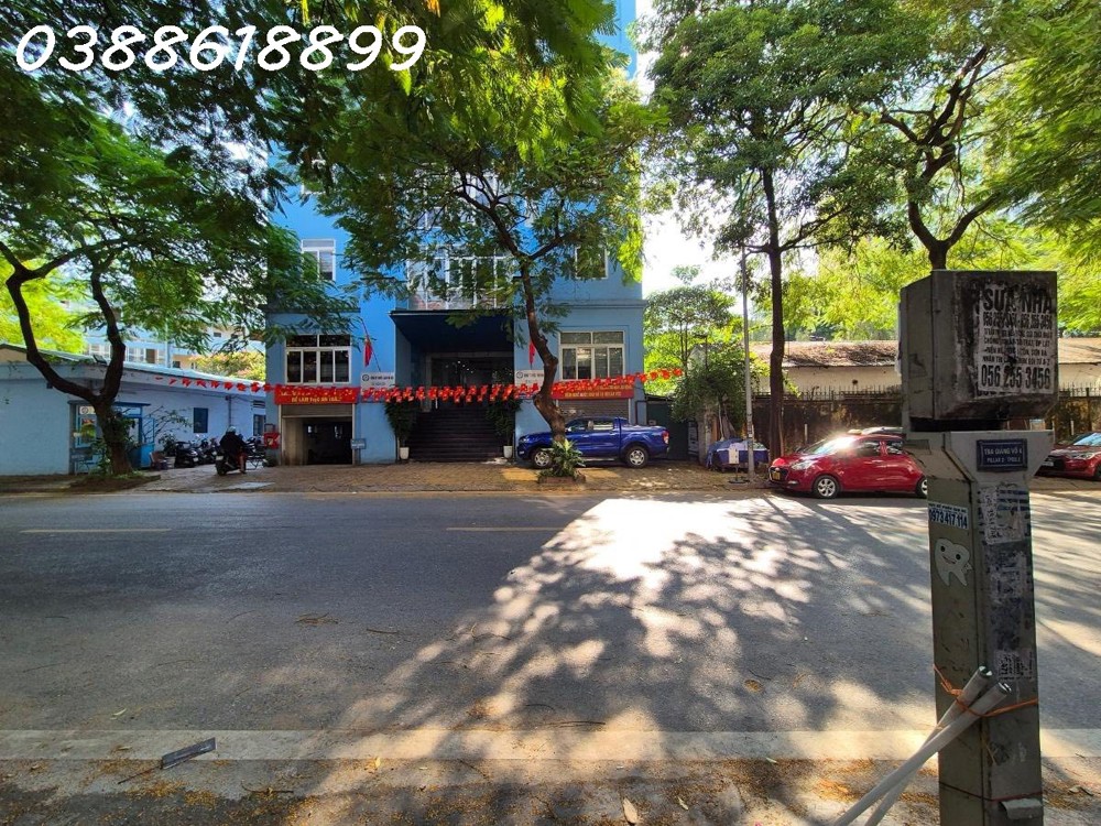 Mặt Phố Núi Trúc - Kim Mã -Ba Đình, 140M2, Kinh Doanh Sầm Uất