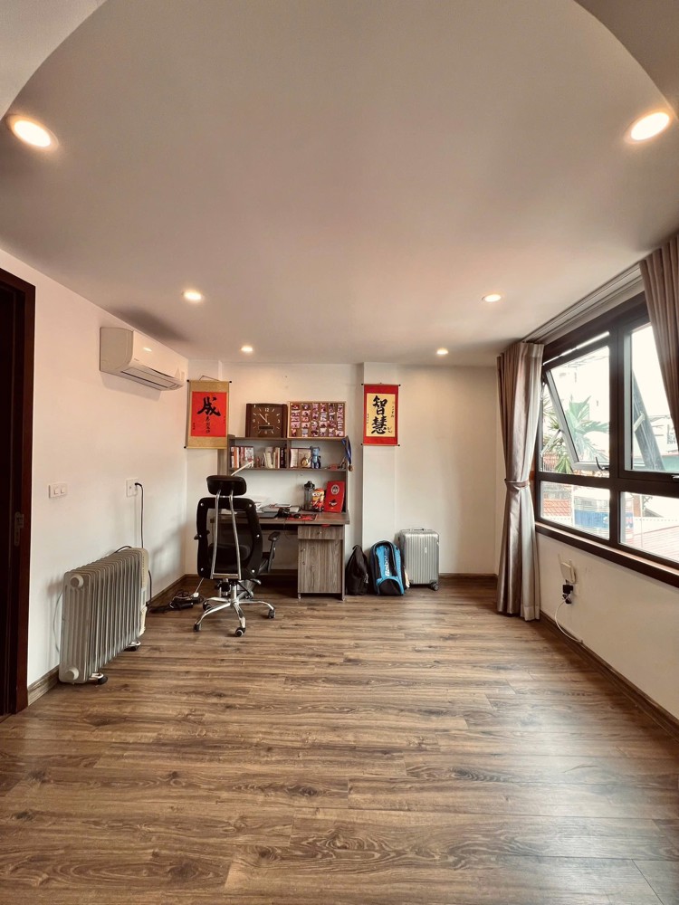 Hót Phạm Ngọc Thạch - Đống Đa - Nhà Đẹp Long Lanh - 1Om Ra Ô Tô
