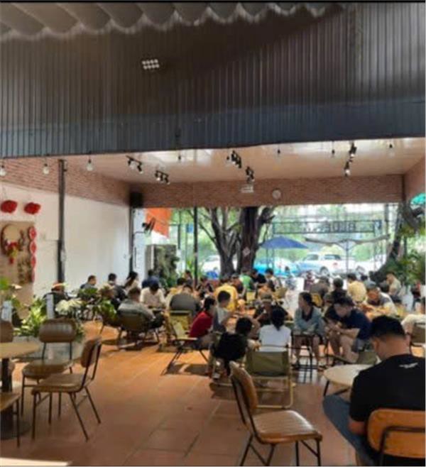 Sang Quán Cafe Hai Mặt Tiền Đối Diện Chung Cư Sunview 42 Đường Cây Keo, Hcm