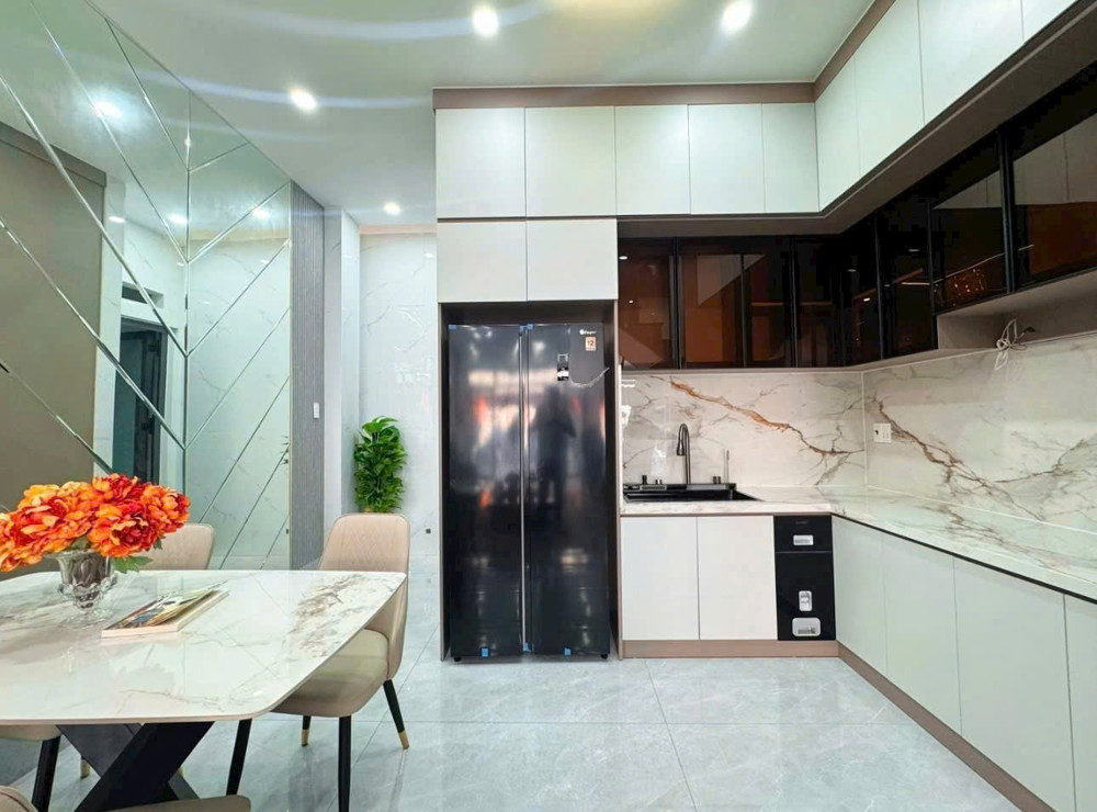 Bán Nhà Mới 55M2 4 Tầng Ngay Mặt Tiền Chỉ 7 Tỷ 55