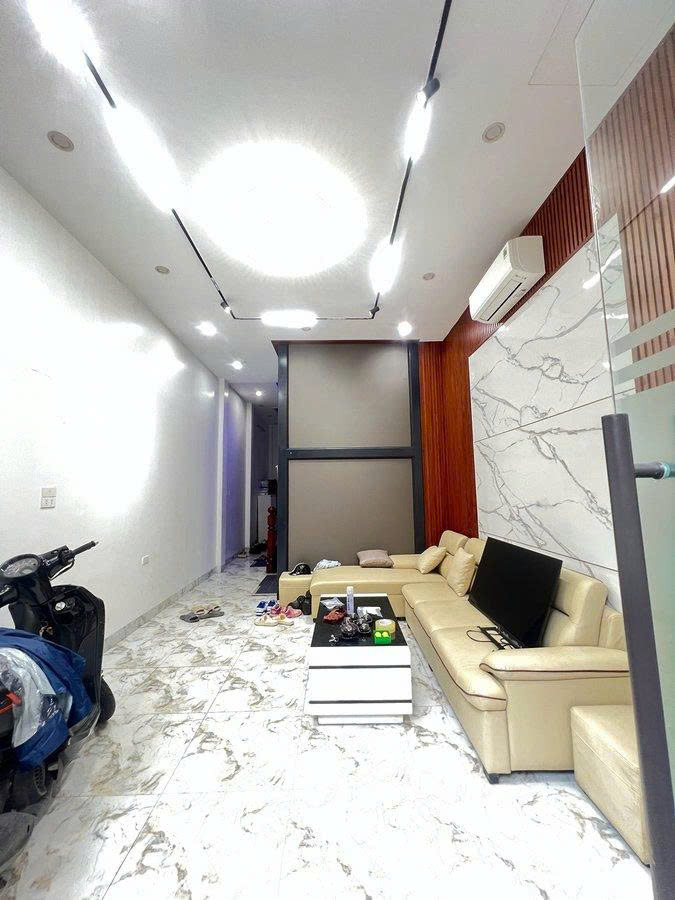 Phố Đào Tấn 50M², 6 Tầng Thang Máy, Mt 4M, Nở Hậu, Chỉ 16.6 Tỷ – Ba Đình Hà Nội