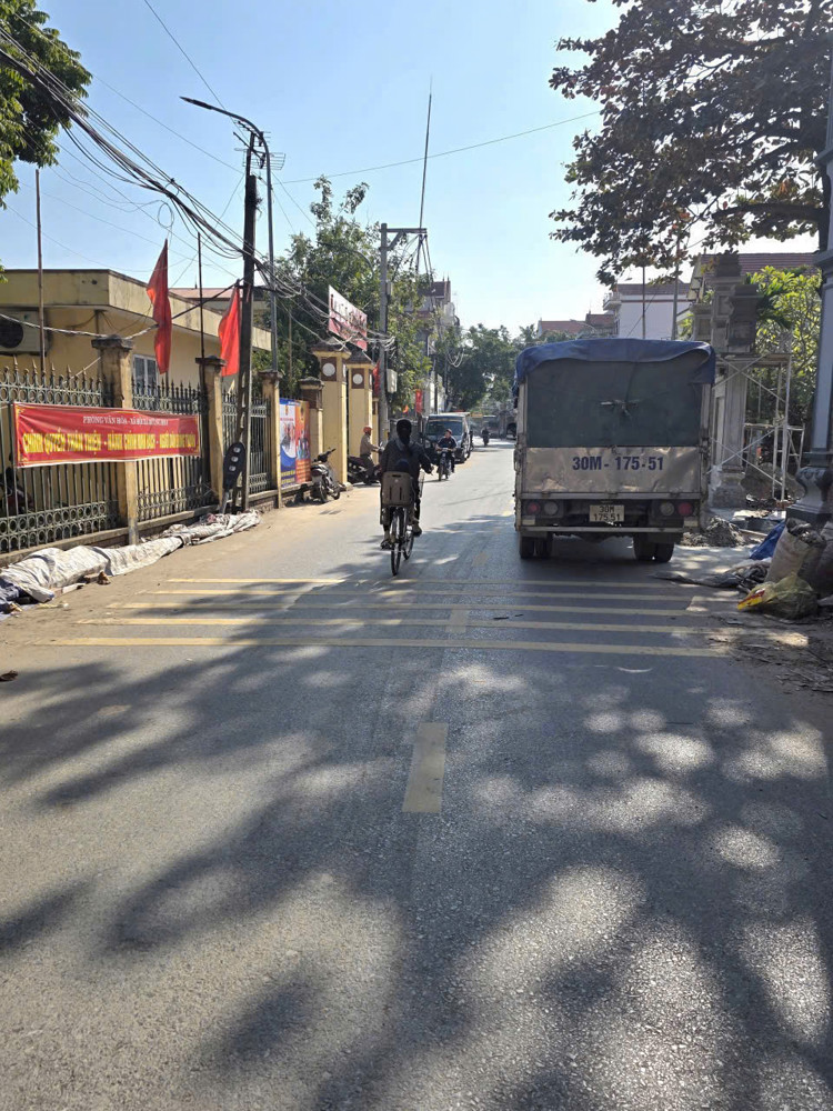 Cần Ra Nhanh - 41M Lô Góc Cát Quế, Hoài Đức – Ô Tô Vào Đất – Chỉ 3.75 Tỷ