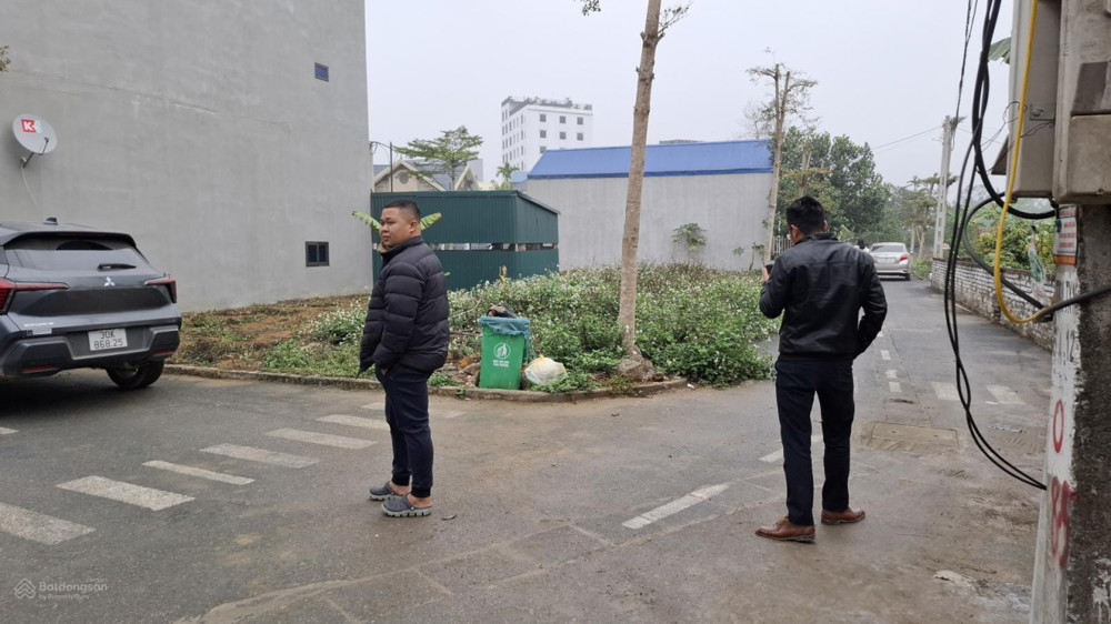 Tái Định Cư Đường Rộng 8M Lô Duy Nhất Giá Rẻ Hơn So Với Mặt Bằng 3 Giá