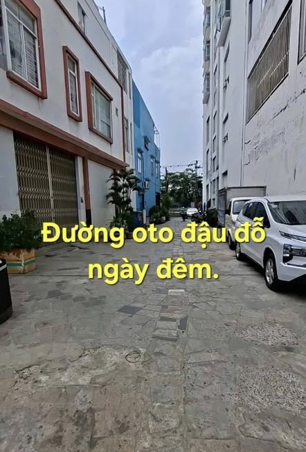 ► Nhà Sát Hàm Nghi, Ô Tô Đậu 15M, 4 Tầng Sạch Đẹp, 4Pn, 4.X Tỷ