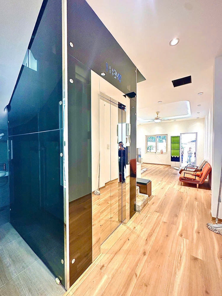 Nhà Vườn Kđt Đại Mỗ - 130M 4 Tầng Thang Máy Kinh Doanh Vp Spa Trung Tâm... Quá Đẹp - Chưa Đến