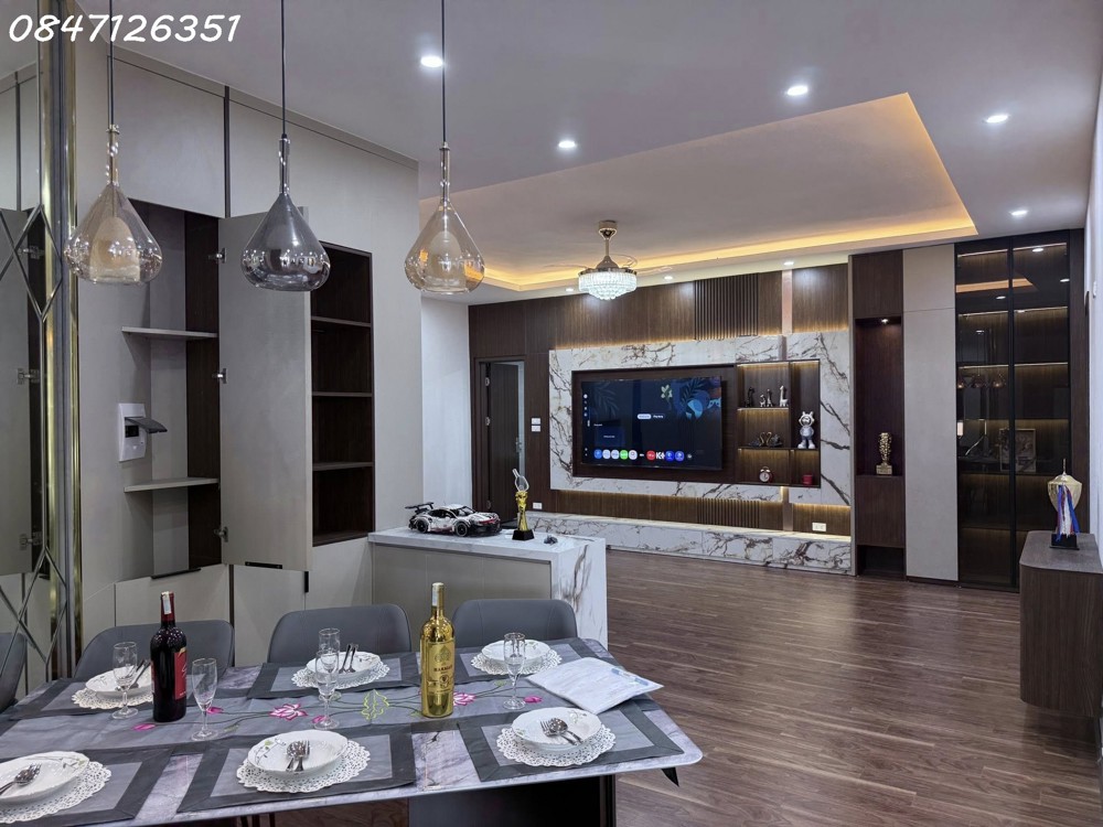 Chung Cư 17T4 Trung Hòa Nhân Chính 119M 3 Ngủ Nội Thất Chất
