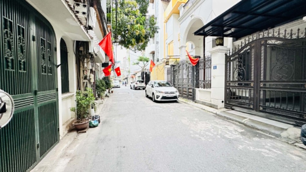 Bán Nhà Hồng Tiến, 120M, Mặt Tiền 6.6M, Ôtô Tránh, Full Thổ Cư