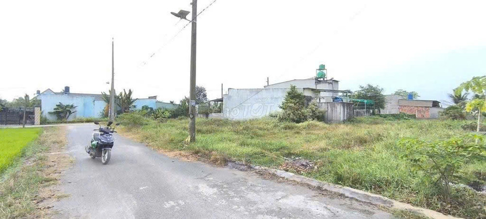 Bán Gấp Đất Full Thổ Cư 135M² – Mặt Tiền Đường Rộng – Giá 1,4 Tỷ Còn Thương Lượng