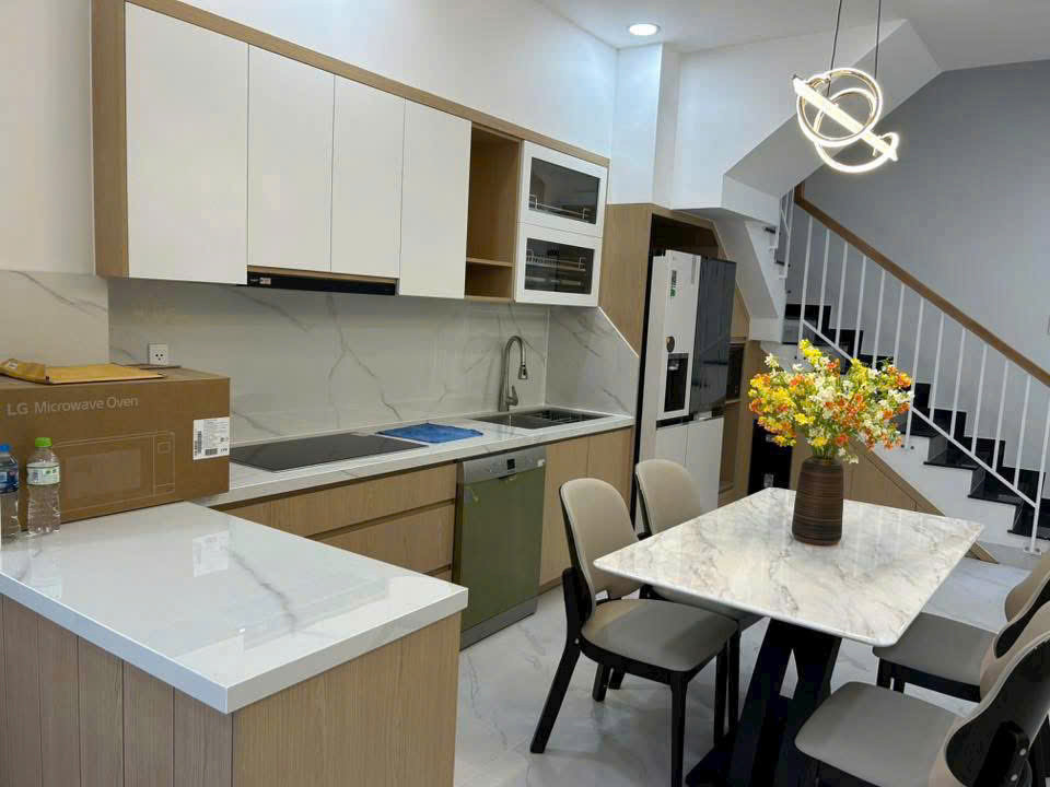 Siêu Phẩm Mt Thới An 18 – Full Nội Thất Xịn – Nhà Mới Hoàn Công – Giá 8.6 Tỷ