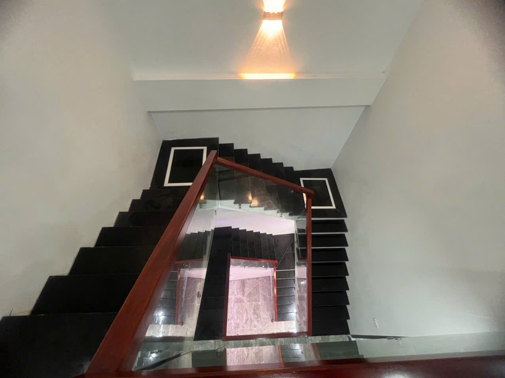Bán Nhà 3 Tầng Góc Mới Hoàn Thiện Phường Vũ Ninh Hơn 4 Tỷ