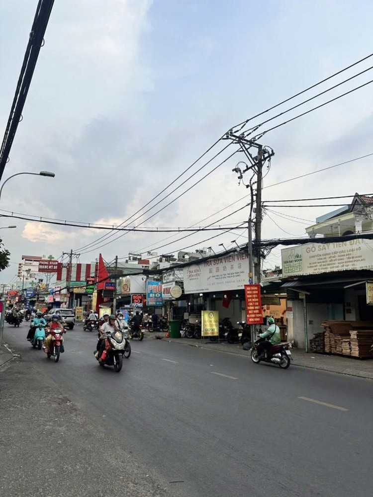 Bán Nhà Mặt Tiền Phan Huy Ích - Ngay Trường Chinh,5,3X22m, Cấp 4 - Gpxd 8 Tầng, 19,9 Tỷ