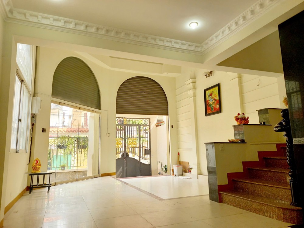 Cho Thuê Mặt Bằng 2 Mt Phan Bội Châu, 120M2, 28Tr, Tl