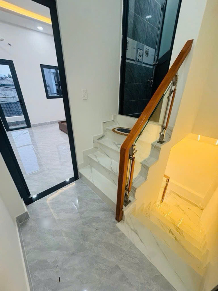 Bán Nhà Gần Khu Tên Lửa - Dts 83.5M2 - 2 Tầng - Nhà Mới - Hxh 4.75Tỷ(tl)