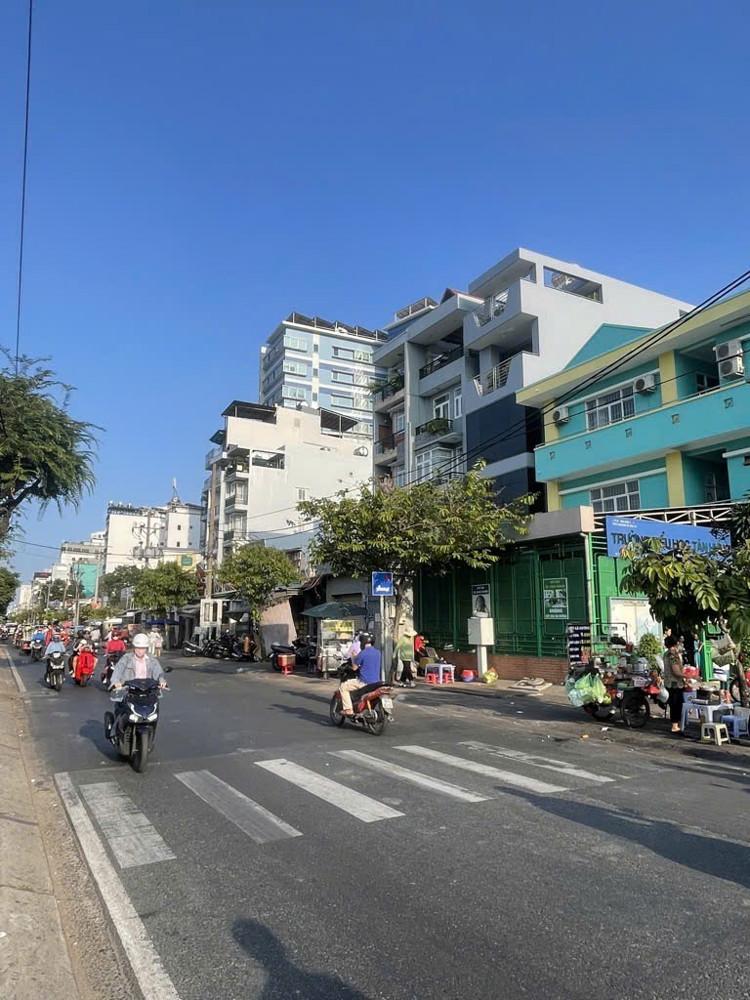 Quận 7, Hiếm Có, Mặt Tiền Trần Xuân Soạn, 6 Tầng, 114M2. View Sông. Chỉ 17 Tỷ. Bán Gấp