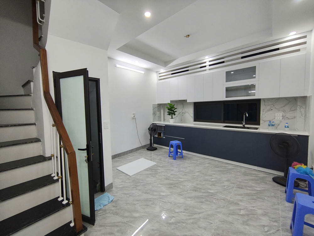 Khâm Thiên – Nhà Đẹp Thang Máy – Ở Ngay – Chỉ 11.5 Tỷ