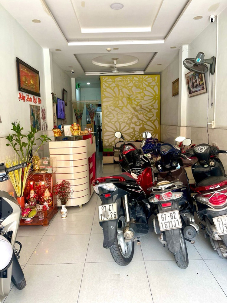 D2248 Mt Lê Hoàng Phái - Ngang 3.8M Hiếm Có!