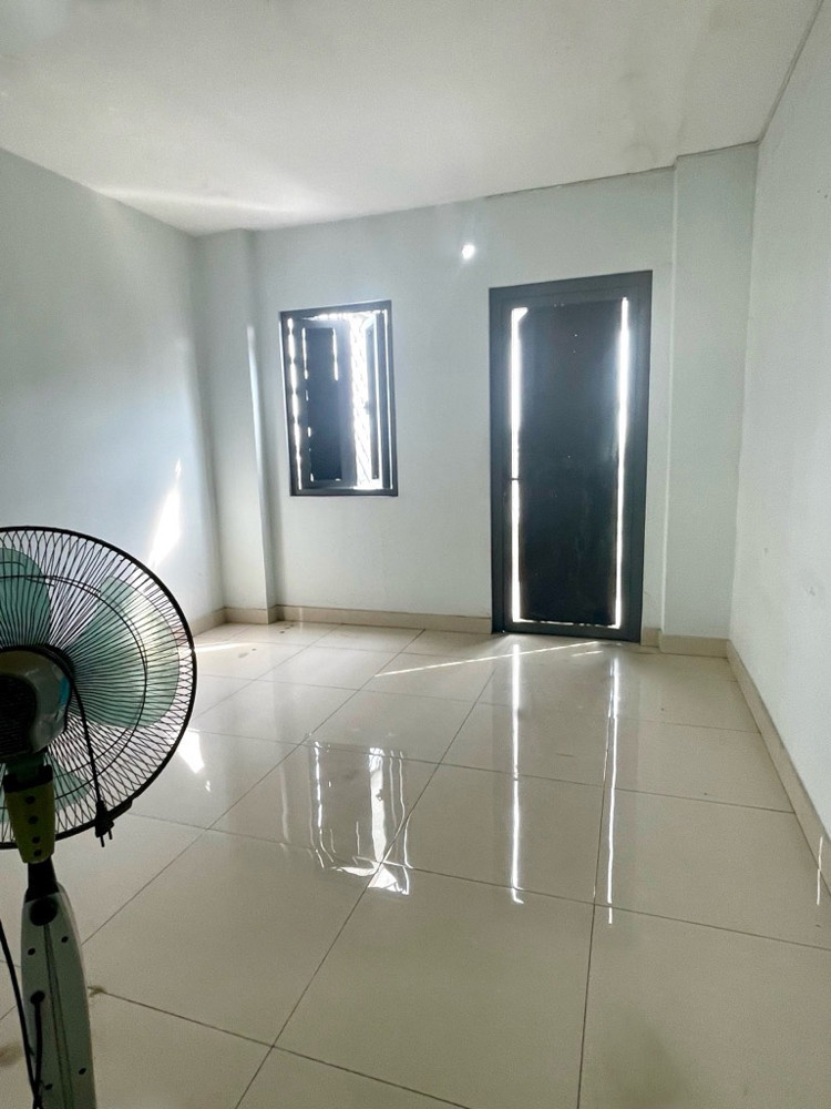 D2248 Mt Lê Hoàng Phái - Ngang 3.8M Hiếm Có!