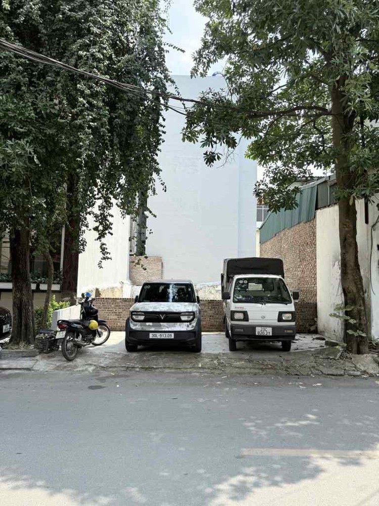 Bán Đất Mặt Phố Tư Đình, 130M², Mặt Tiền 7.4M, Vỉa Hè, Ôtô 2 Chiều