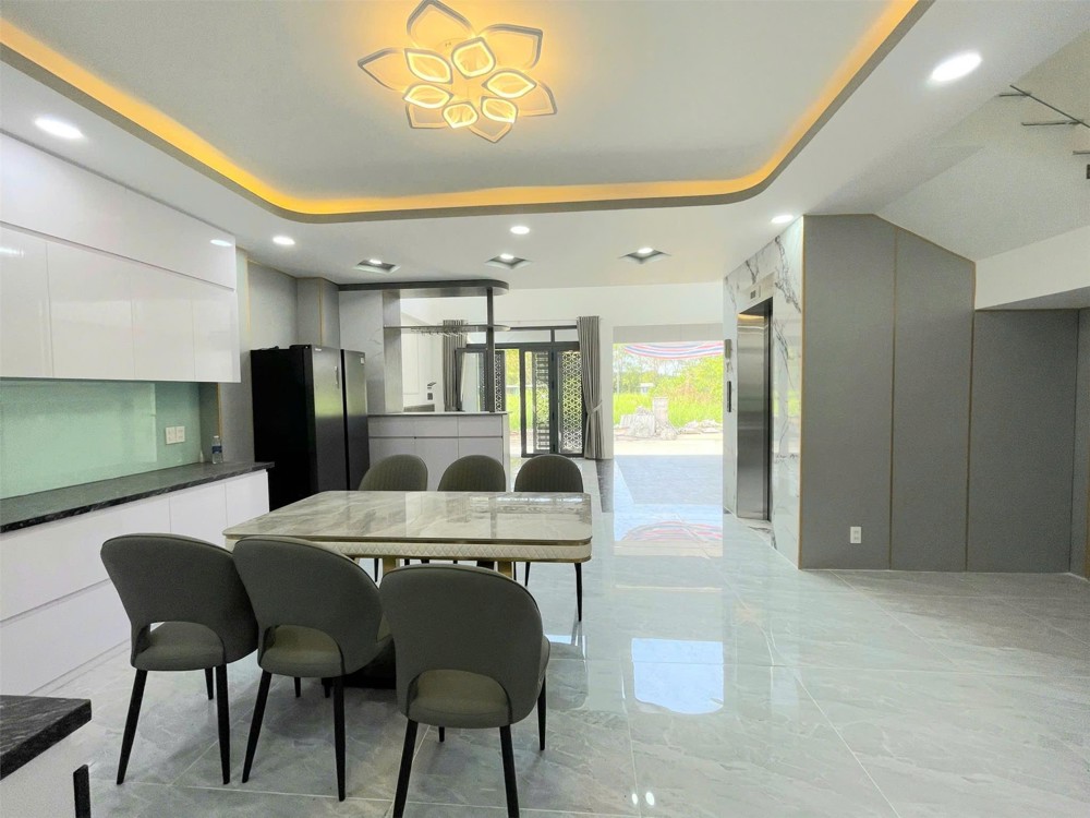 Nhà 5 Tầng Lê Văn Lương, Cạnh Gs City, 7X12m, Đầy Đủ Nội Thất Cao Cấp