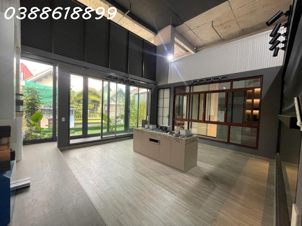 Tòa Văn Phòng Trích Sài - Tây Hồ - 8 Tầng (1 Hầm) - 2 Thang Máy - Doanh Thu 2.5 Tỷ/năm