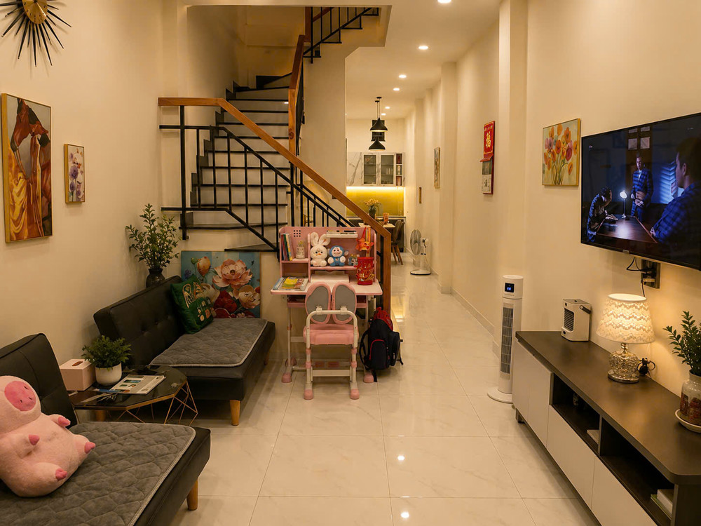 Giá 4 Tỷ Hơn- Nhà Phố Mới Dt 50M² Quận 7 – Phú Thuận – Trệt, Lầu – Shr- Hoàn Công Đủ