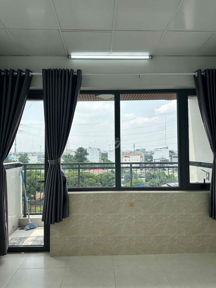 Studio Ban Công – Đối Diện Công Viên Phần Mềm Quang Trung – Giá Chỉ 3.9 Triệu