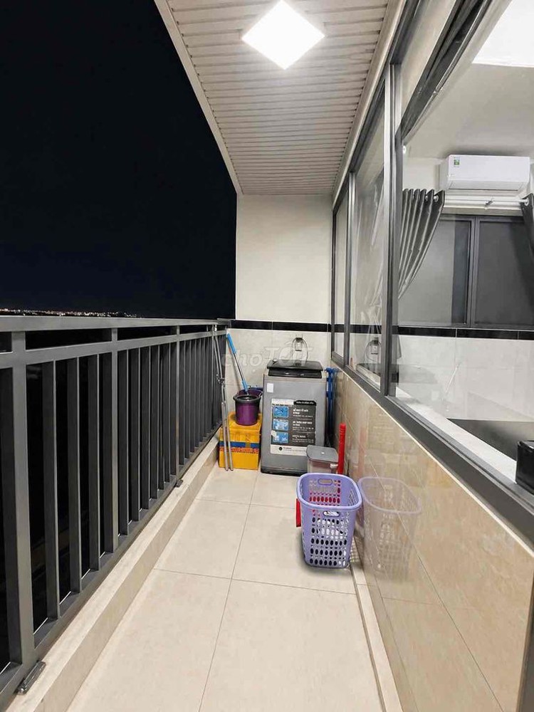 Studio Ban Công – Đối Diện Công Viên Phần Mềm Quang Trung – Giá Chỉ 3.9 Triệu