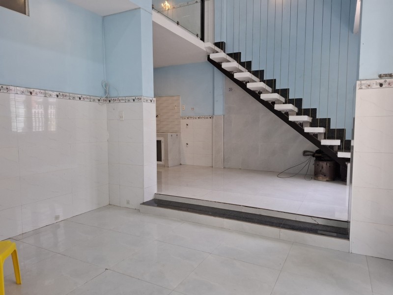 Bán Nhà 2 Tầng Kiệt Ô Tô Tô Hiệu Gần Hoàng Thị Loan, 47M2, 2Pn, Giá 3.5 Tỷ