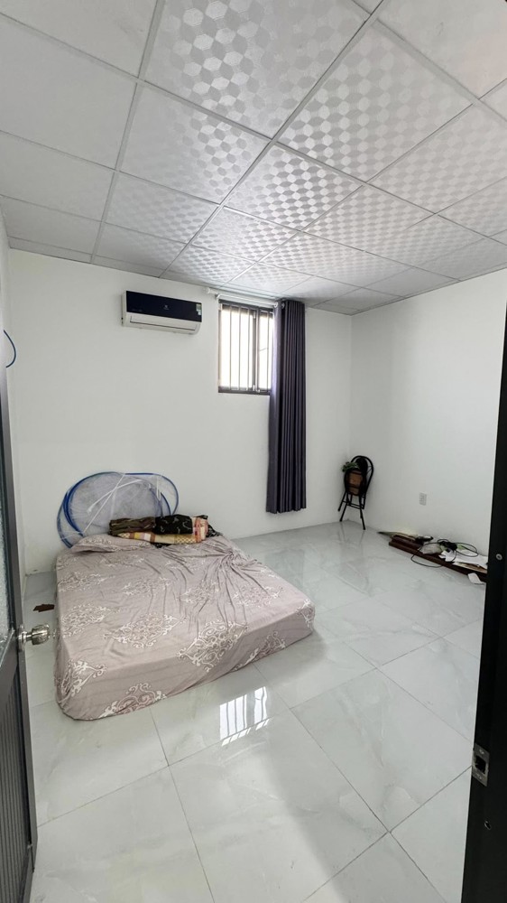Bán Nhà 2 Tầng Kinh Doanh Mặt Tiền Đường Nguyễn Tất Thành